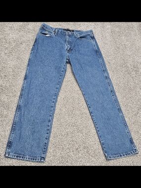 Wrangler Classic Blue Men’s Jeans George Strait Collection